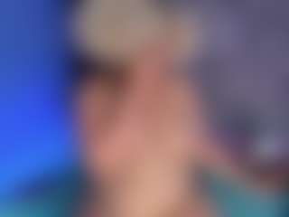 Live cam show with TammyBrown1 - Public MILF on Strip Flash - Live Sex Shows