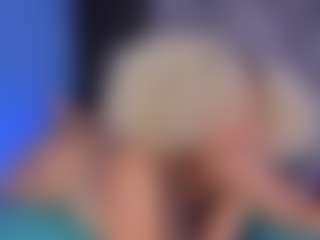 Live cam show with TammyBrown1 - Public MILF on Milfs Live