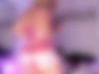 Live cam show with TammyBrown1 - Oil on Camsoda