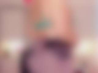 Live cam show with TammyBrown1 - Moaning on TeamSkeetLive