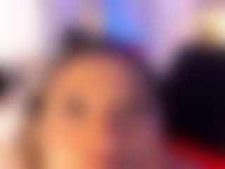 Live cam show with TammyBrown1 - Squirt on studioflirtlive.com