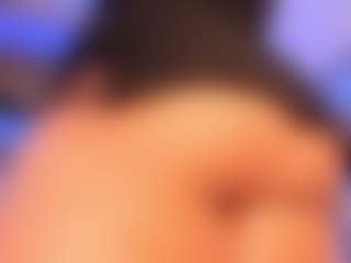 TammyBrown1 MILF webcam performer live streaming