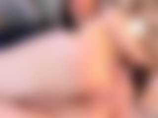 Live cam show with Adaonk - Average on Camsoda