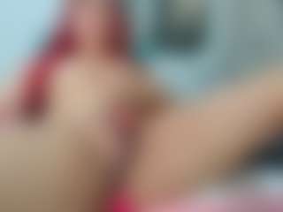 Live cam show with Alexandra - Cumshot on eurowanks.com