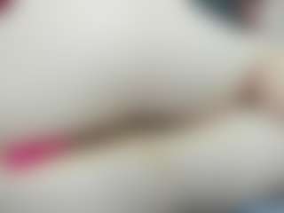 Live cam show with AmmyConnor - Black Hair on AdultVida.com