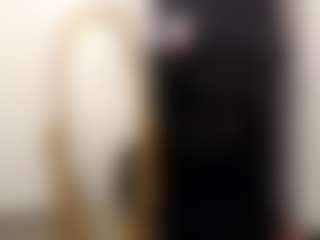 Live cam show with D1vaNayma - Body Massage on nudelive.tv