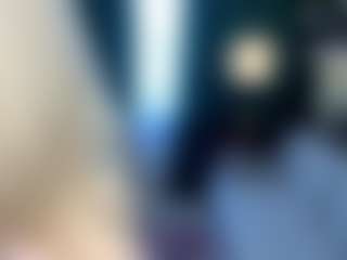 Live cam show with EvaFilipiak - Schoolgirl on Fling VIP Chat