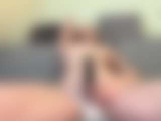 Live cam show with EvaFilipiak - Schoolgirl on SpankPalCams