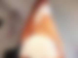 Live cam show with Flora-sofia - Orgasm on Lustler