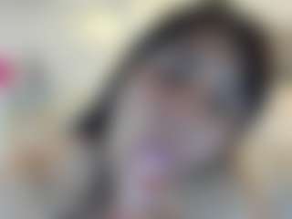 Live cam show with Gia-Fox - Ass Clapping on Latina Girls