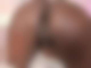 Live cam show with IvyBennet - Facial on sexytreat.net