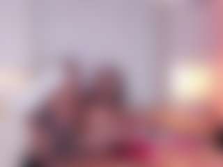 Live cam show with IvyBennet - Ebony MILF on intimatelivegirls.com