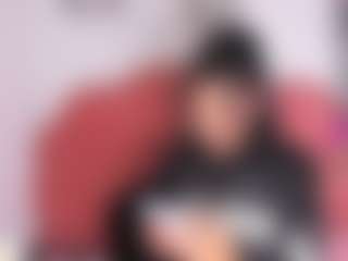 Kitty Kisses's Live Sex Cam Show