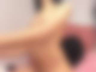 Kitty Kisses's Live Sex Cam Show