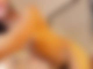 Kitty Kisses's Live Sex Cam Show