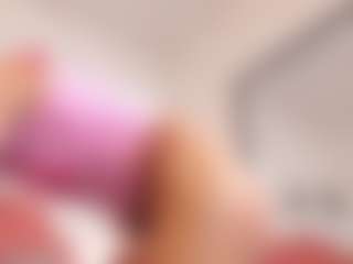 Kitty Kisses's Live Sex Cam Show