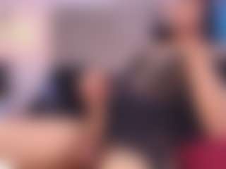 Kitty Kisses's Live Sex Cam Show