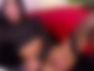 Live cam show with Kitty Kisses - Teen (18+) on camwithhim.com