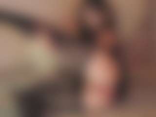 Live cam show with LilluCooper - Tiny Tits on Camsoda