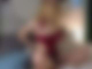 Live cam show with Dasha - Mature on Camming Site