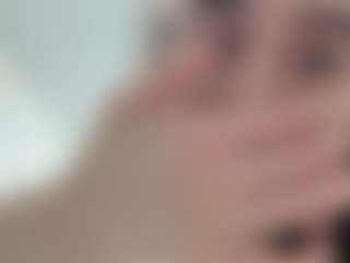 FloHenke's Live Sex Cam Show