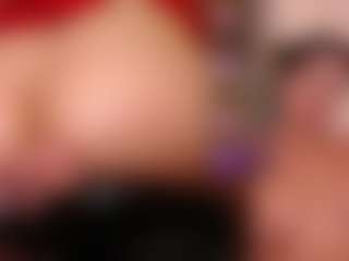 Live cam show with LadyReload - Kisses on crypto-cams