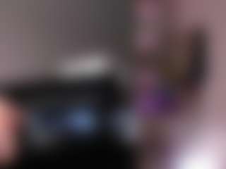 LadyReload's Live Sex Cam Show