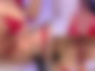 LadyReload MILF webcam performer live streaming