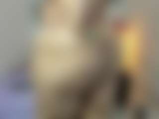 mariana-villa03's Live Sex Cam Show