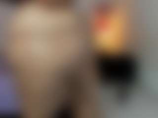 mariana-villa03's Live Sex Cam Show