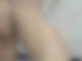mariana-villa03 MILF webcam performer live streaming