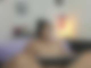 mariana-villa03's Live Sex Cam Show