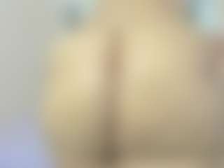 mariana-villa03's Live Sex Cam Show