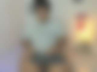 mariana-villa03's Live Sex Cam Show
