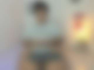 mariana-villa03's Live Sex Cam Show