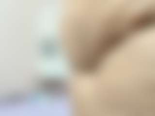 mariana-villa03's Live Sex Cam Show