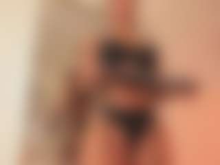 Live cam show with xioomaracortez - Ride Torso on Cam Slut