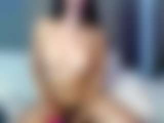 Live cam show with Zoee 8 - Facial Piercings on Instabang