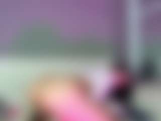 Live cam show with Zoee 8 - Domination on Camsoda