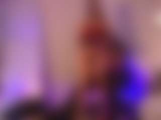 Zoee 8's Live Sex Cam Show