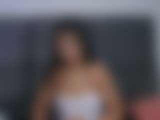 Live cam show with Zoee 8 - Skinny on Soda Cam
