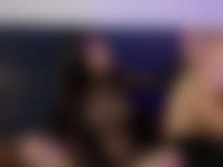 Live cam show with Zoee 8 - Body Massage on madthumbs