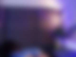 Live cam show with Zoee 8 - Cock Rating on Camsoda