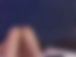 Live cam show with Zoee 8 - Cum on Camsoda
