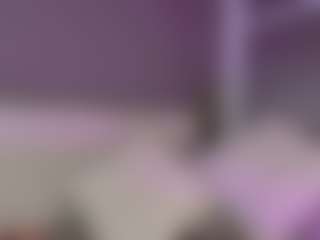 Zoee 8's Live Sex Cam Show
