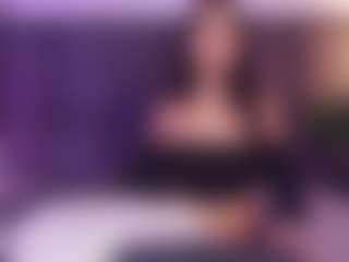 Live cam show with Zoee 8 - Handjob on StripNow