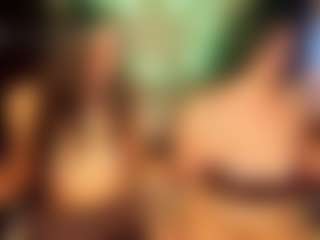 amia-mia's Live Sex Cam Show