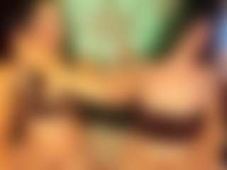 amia-mia's Live Sex Cam Show