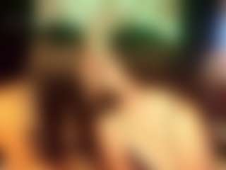 amia-mia's Live Sex Cam Show