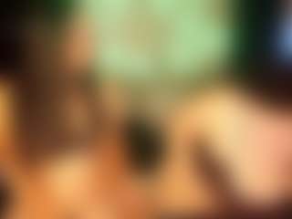 amia-mia's Live Sex Cam Show